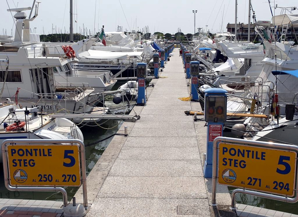 CREATOR: gd-jpeg v1.0 (using IJG JPEG v80), quality = 90